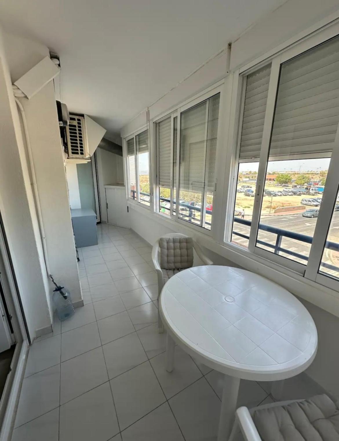 Marina Appartement Torrevieja Buitenkant foto